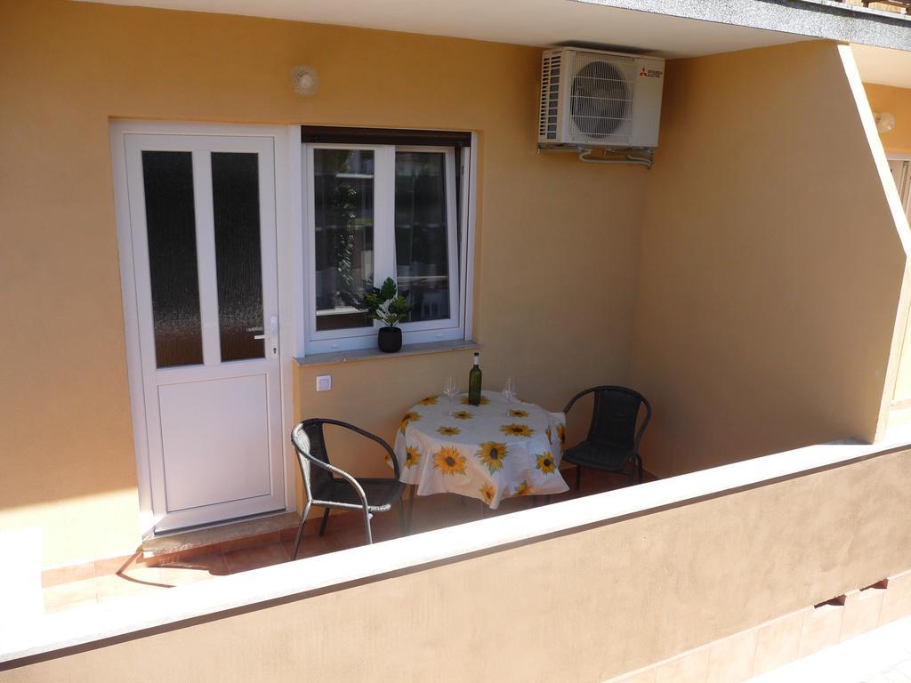 Apartments & Rooms Milka Umag Exterior foto