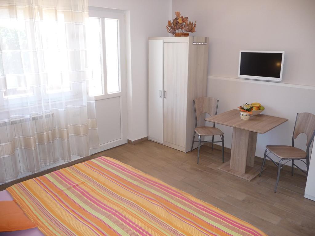Apartments & Rooms Milka Umag Exterior foto
