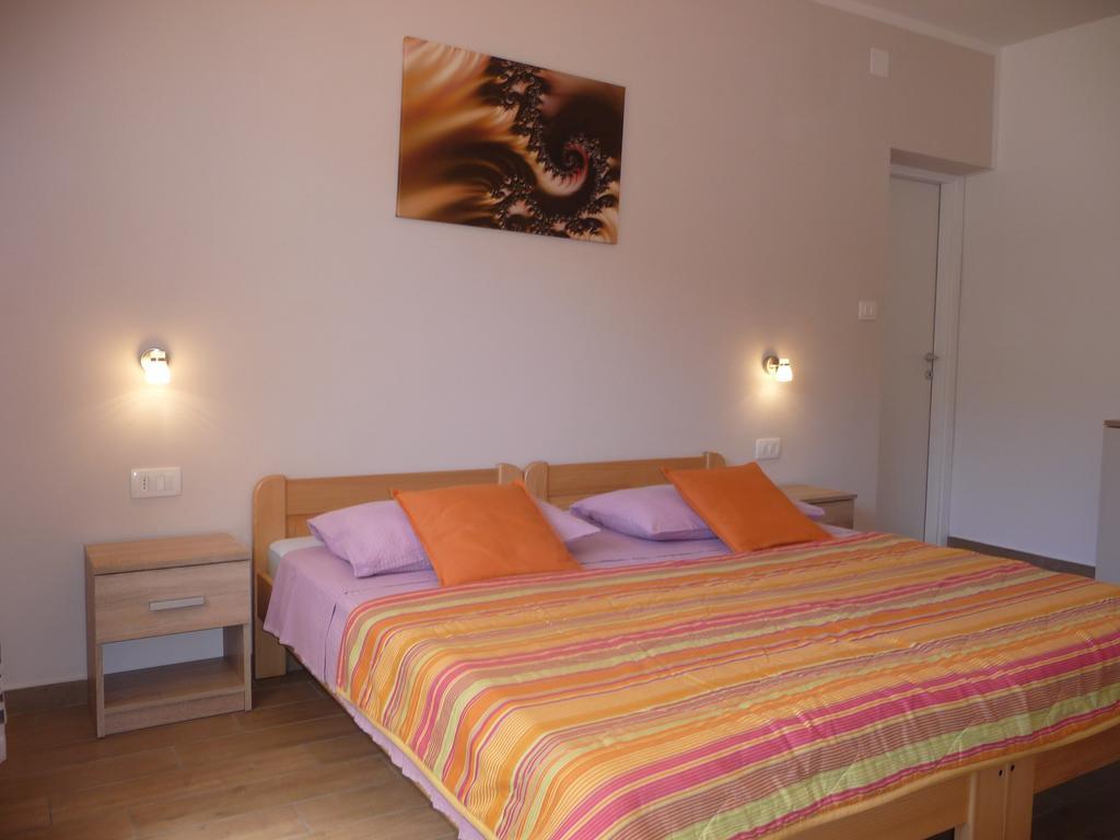Apartments & Rooms Milka Umag Exterior foto