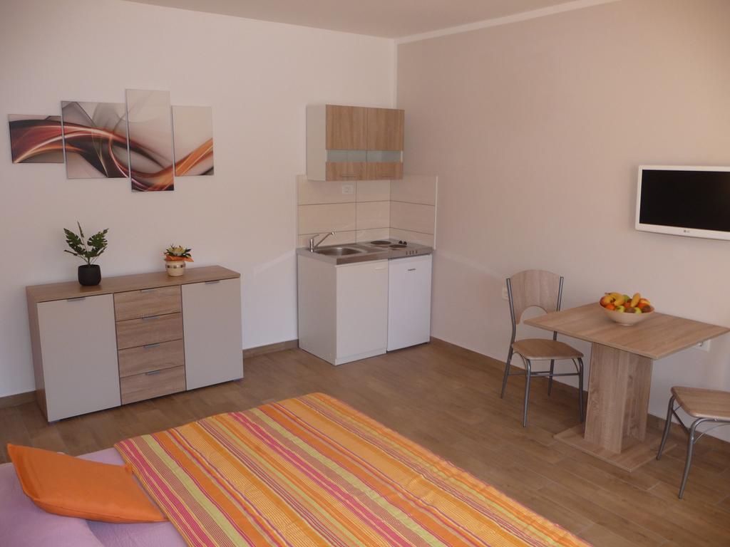 Apartments & Rooms Milka Umag Exterior foto