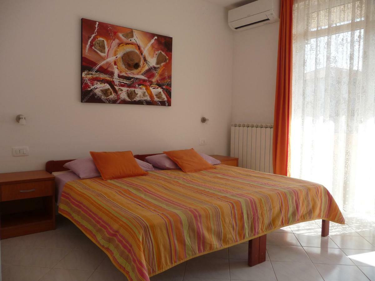 Apartments & Rooms Milka Umag Exterior foto